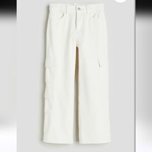 H&M Loose Fit Wide Leg Cargo Pants With Side Pockets Cream Size 4